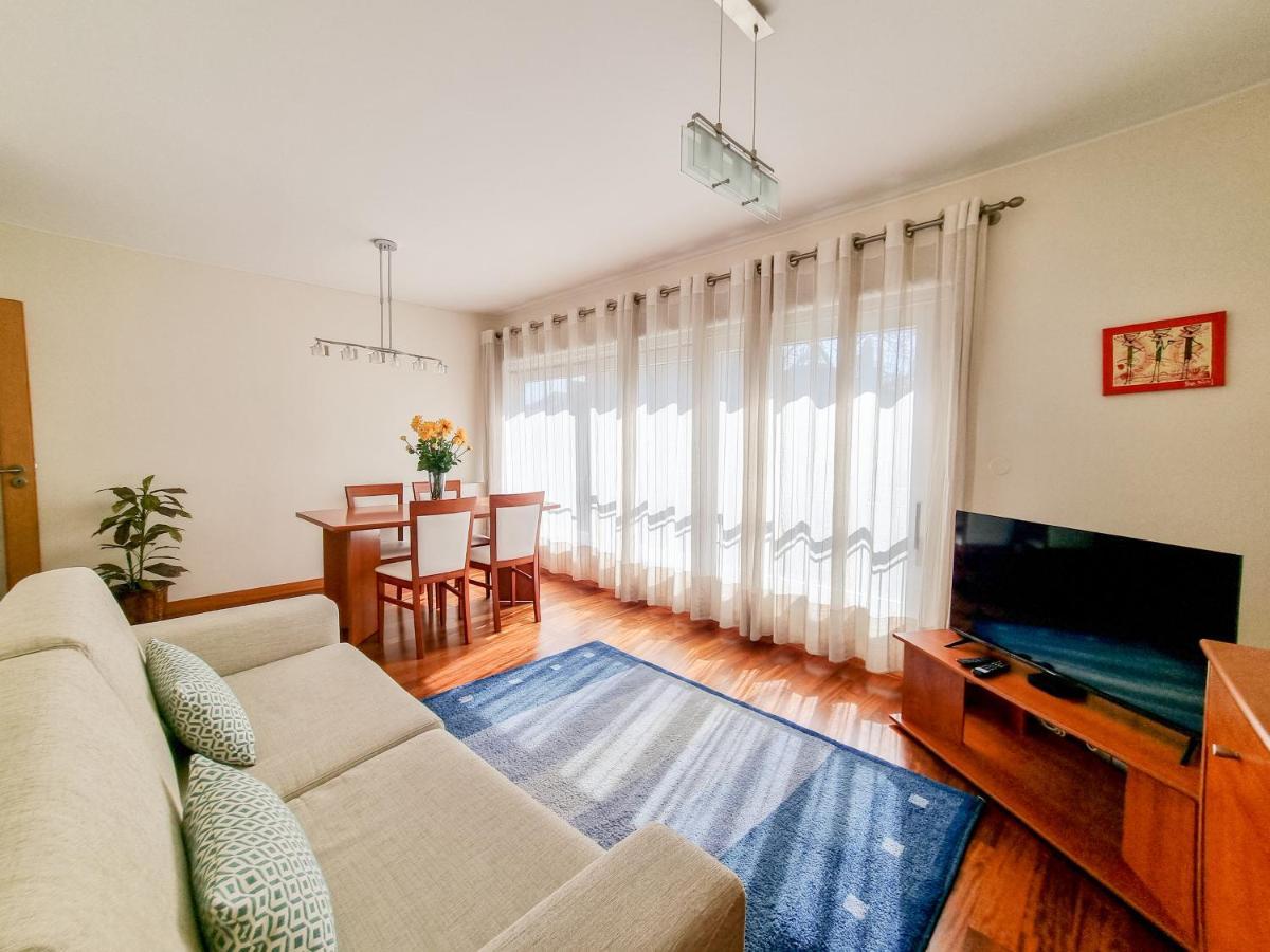 Sweet Living Viana - City Centre Apartment With Garage Виана-ду-Каштелу Экстерьер фото