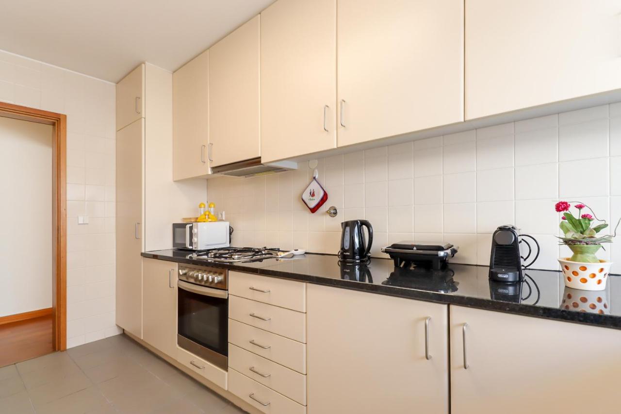 Sweet Living Viana - City Centre Apartment With Garage Виана-ду-Каштелу Экстерьер фото