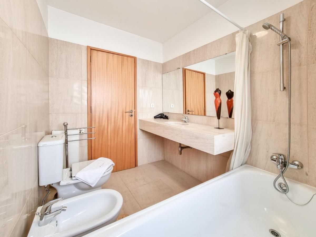 Sweet Living Viana - City Centre Apartment With Garage Виана-ду-Каштелу Экстерьер фото